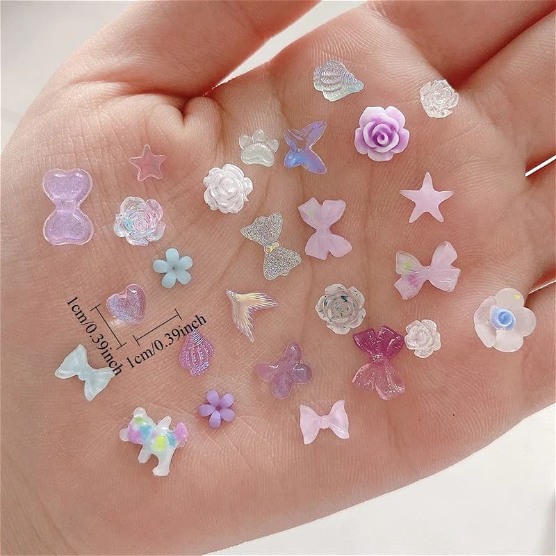 50 pz/pacco Luce Luminosa Resina Mirtillo Formaggio Scatola Mista Unghie Artistiche Arco Fishtail Fiore Super Glitter Tornante Decorazione Del Telefono