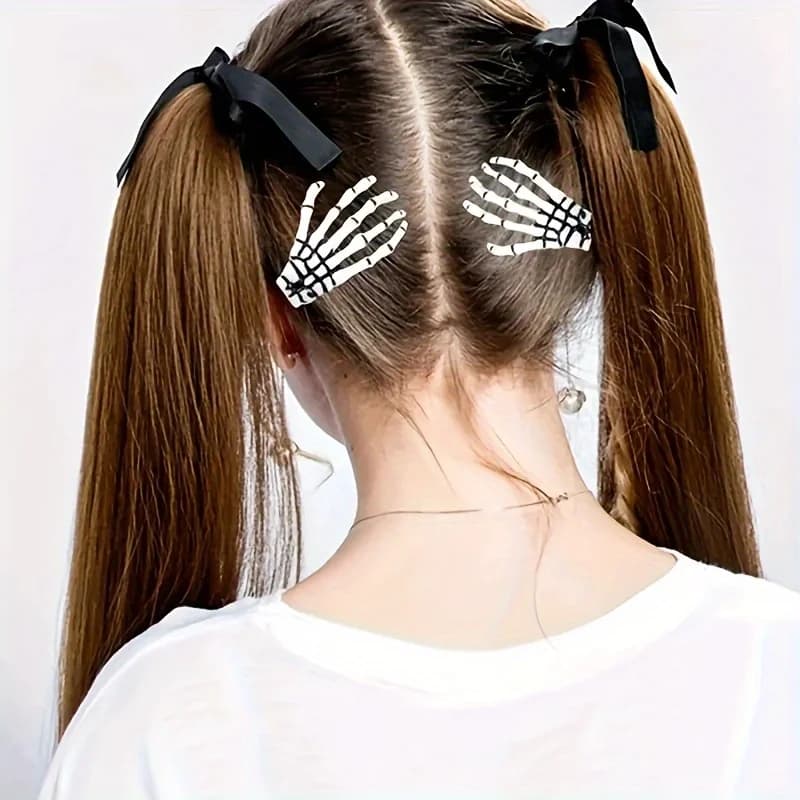 1 piece set of Halloween hair claws in gothic style for women - zombie handle with skull finger bones, stable hair clip