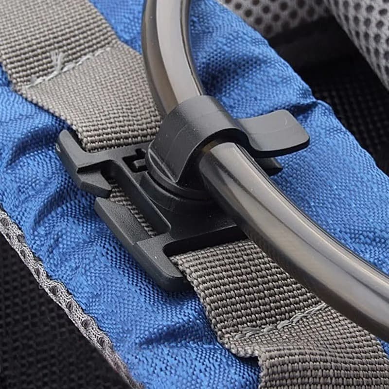 1 pz girevole tubo per bere Clip Molle idratazione vescica cannuccia tubo trappola tubo Clip tessitura per sacchetto di acqua Camelbak