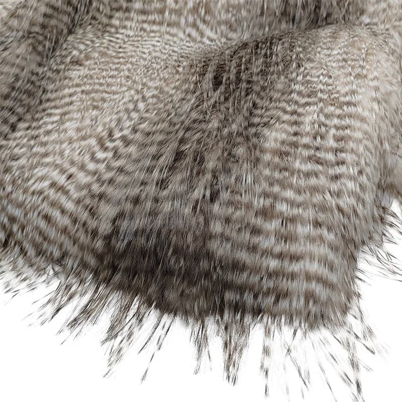 Buon tessuto in pelliccia sintetica marrone-bianco 3.5cm-9cm imita il materiale per cucire in pelliccia di piume di pavone accessori per vestiti fai da te/decorazione