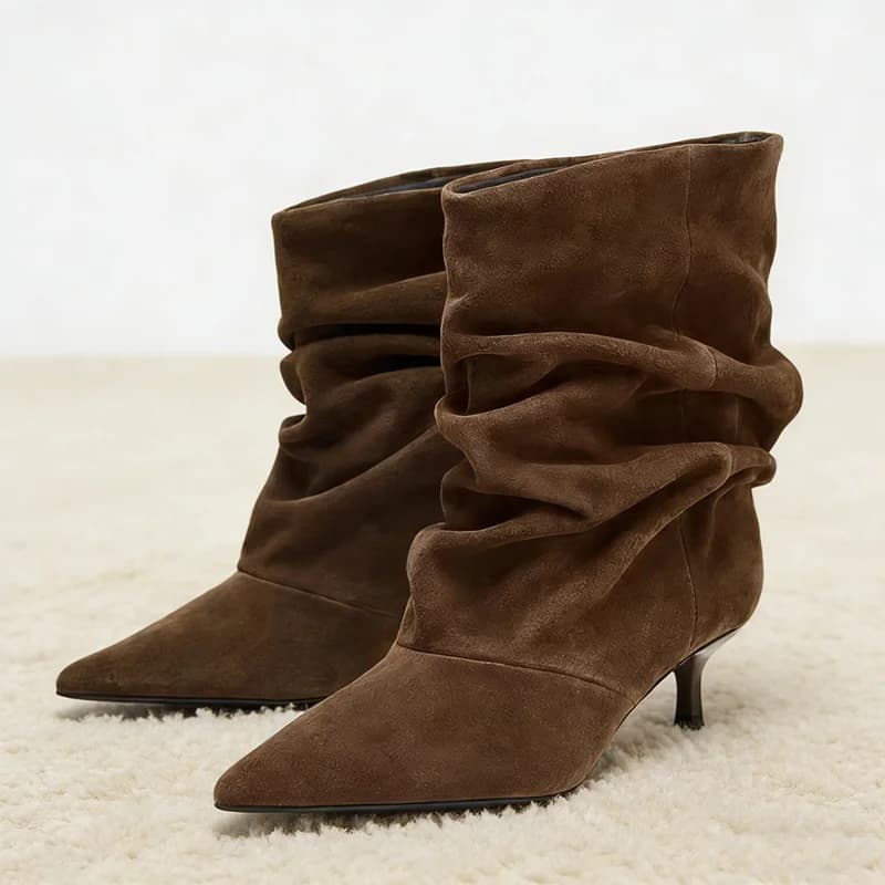 Stivaletti eleganti in pelle scamosciata di mucca dal design plissettato da donna Tacchi a spillo sexy a punta per scarpe da donna comode autunno inverno da donna