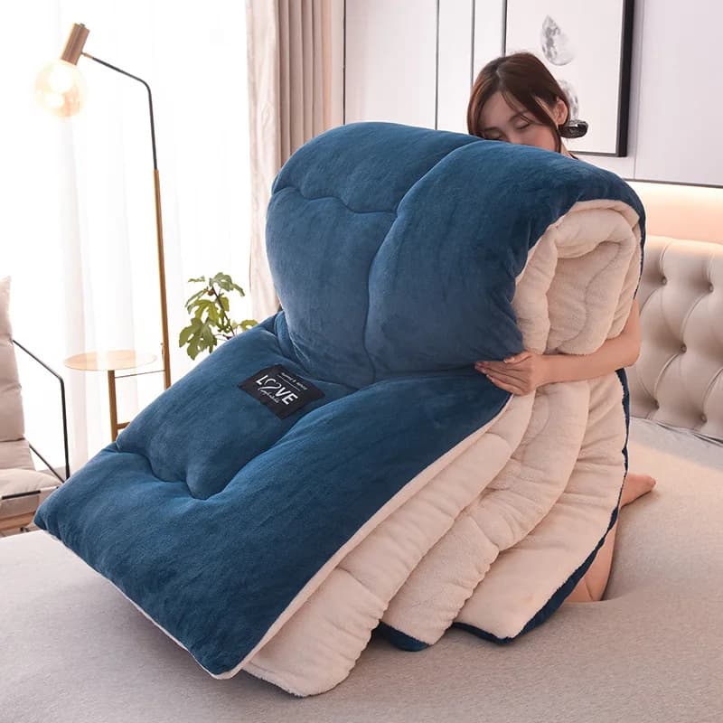 Trapunta in peluche Trapunta calda invernale in velluto di agnello Trapunta doppia in cotone ispessito Letto singolo per dormitorio Trapunta calda in lana di agnello double face