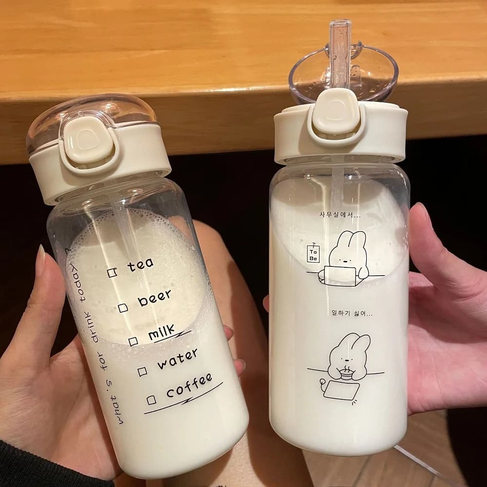Transparent Sports Water Bottle in Plastic PC with Bouncy Cannuccia, Cadute Resistant, Creative Water Bottle for Sport