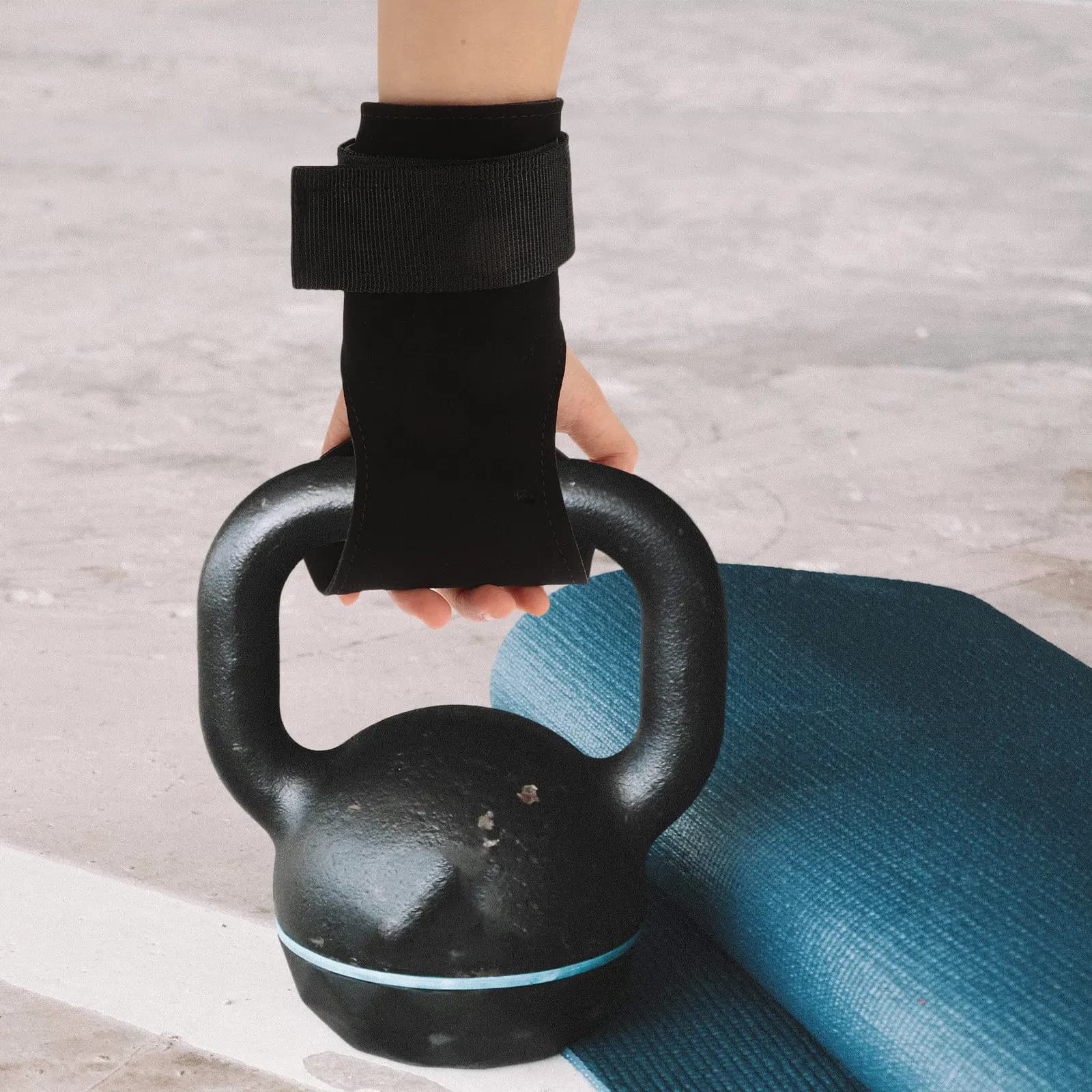 Professional Bearing Gloves for Weight Lifting, Palm Protective Care for Gym, Fitness, Camping and Hiking