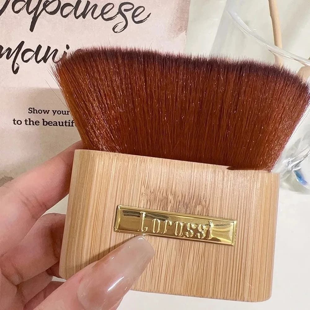 New Wooden Nail Art Tool Soft Manicure Pedicure Cleaning Brush Salon Clean Tool Cleaner Dust UV Polish Gel
