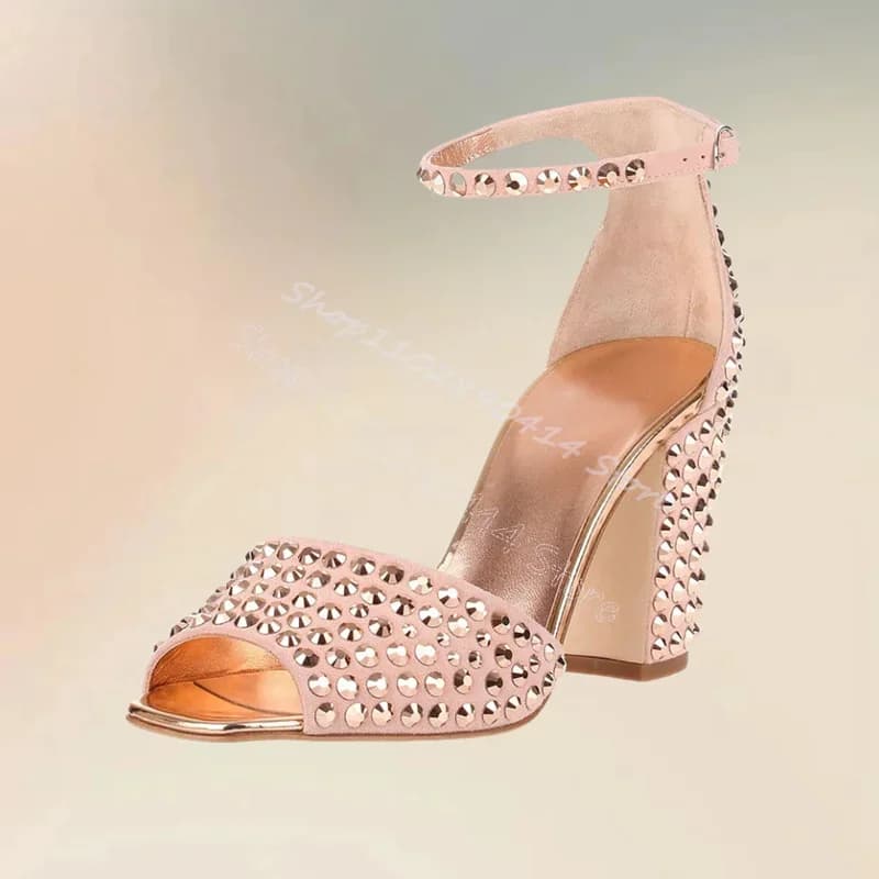 Rivetti Decor Rosa Sandali Peep Toe Cinturino con fibbia alla caviglia Scarpe da donna Chunky Tacchi alti Fashion Party Feast 2024 Zapatos Para Mujere