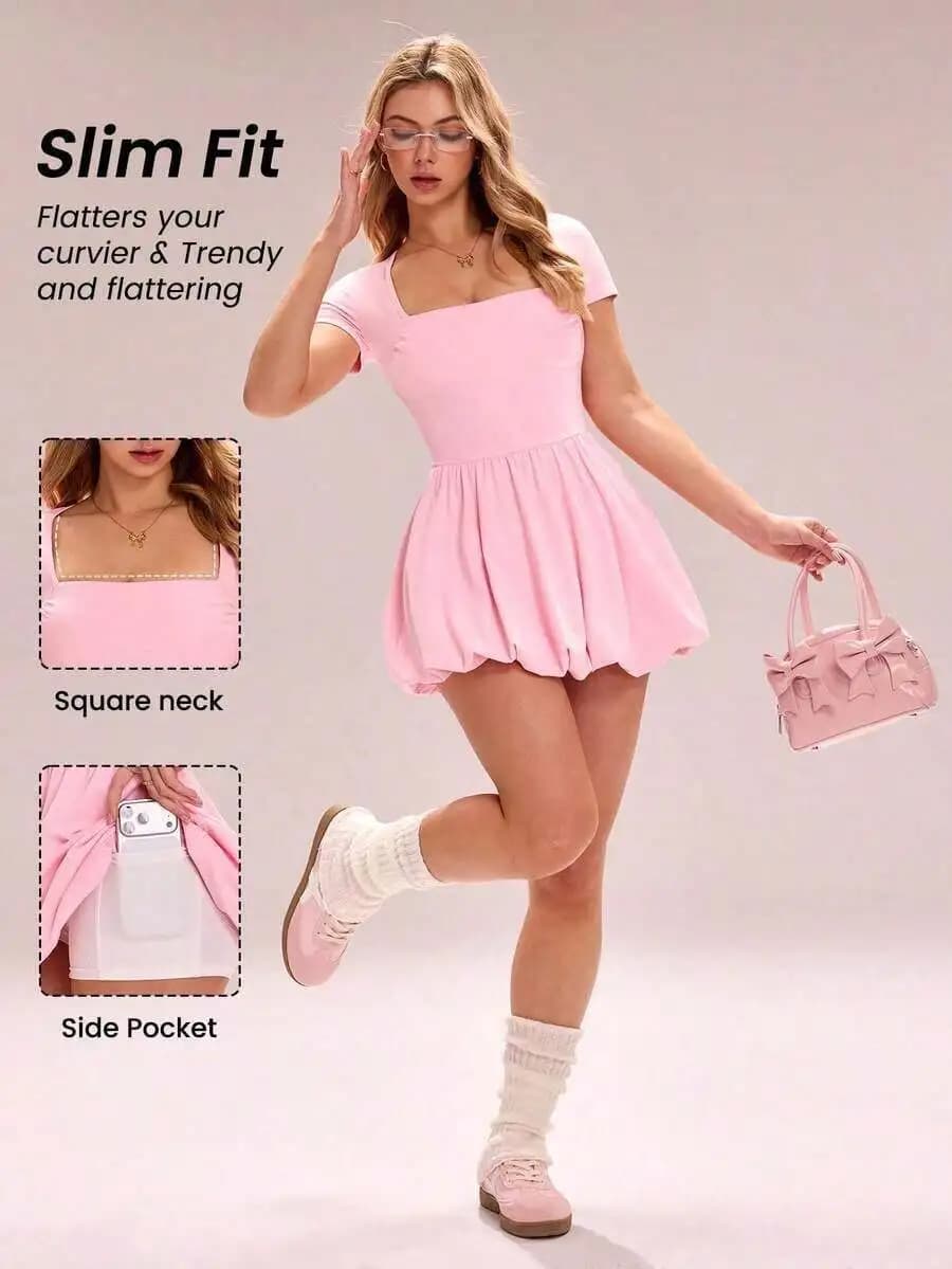Abito slim fit rosa con scollo quadrato e maniche corte, vita arricciata e orlo a bolle svasato per un look casual estivo