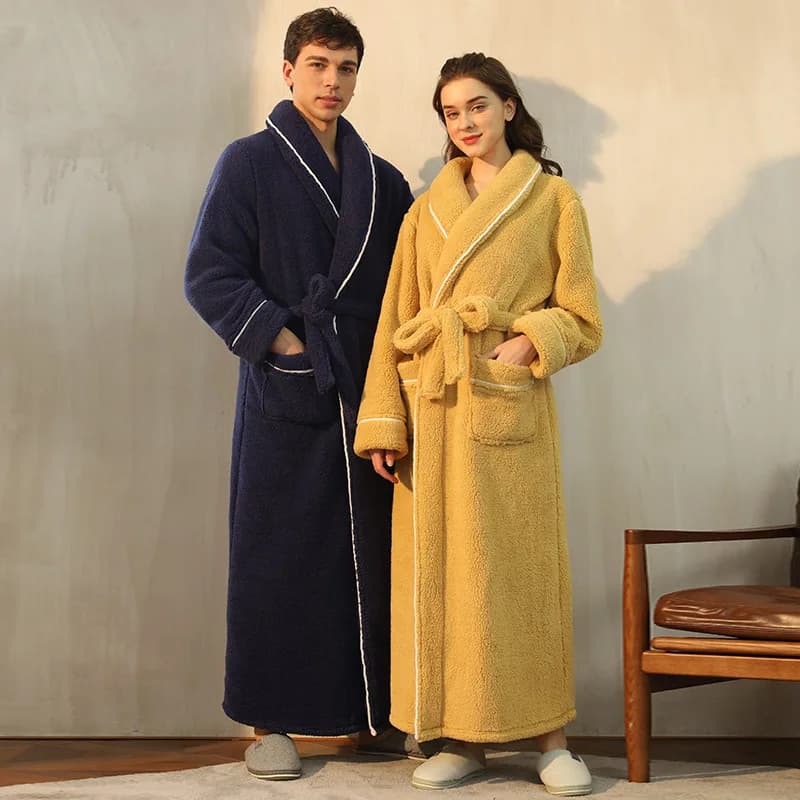 Women's Autumn and Winter Warm Long Flannel Blossom Couple Bathtubs Man Woman Pigiama Shower Bathrobe Towels Adults
