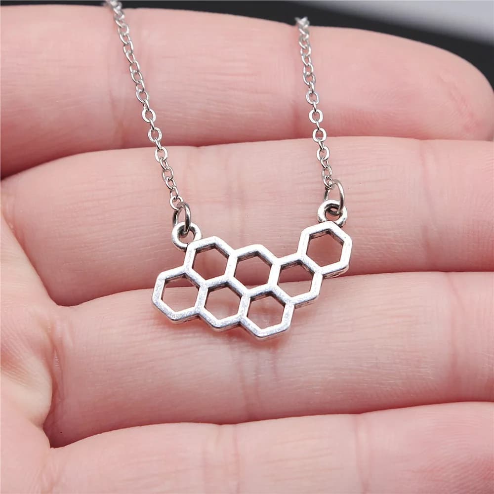 Antique Silver Color 24x15mm Honeycomb Connector Pendant Women Short Chain Necklaces Choker Necklace