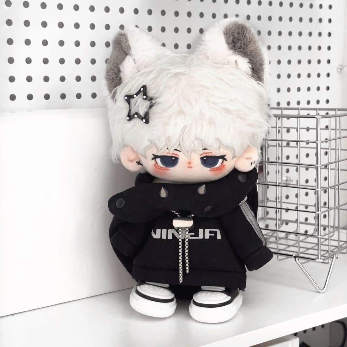 Little Ninja 20 cm Vestiti per bambini Genuino Nessun attributo Set alla moda in bianco e nero solo vestiti senza vestiti di ricambio per bambole