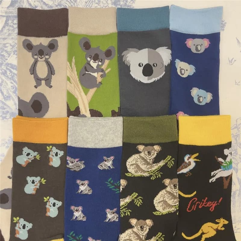 Crew per adulti Unisex Divertente Simpatico Cartone Animato Koala Orso Calzini Coala Foglie di Eucalipto Corteccia Australiano Viaggio Souvenir Articoli Lovely Sox