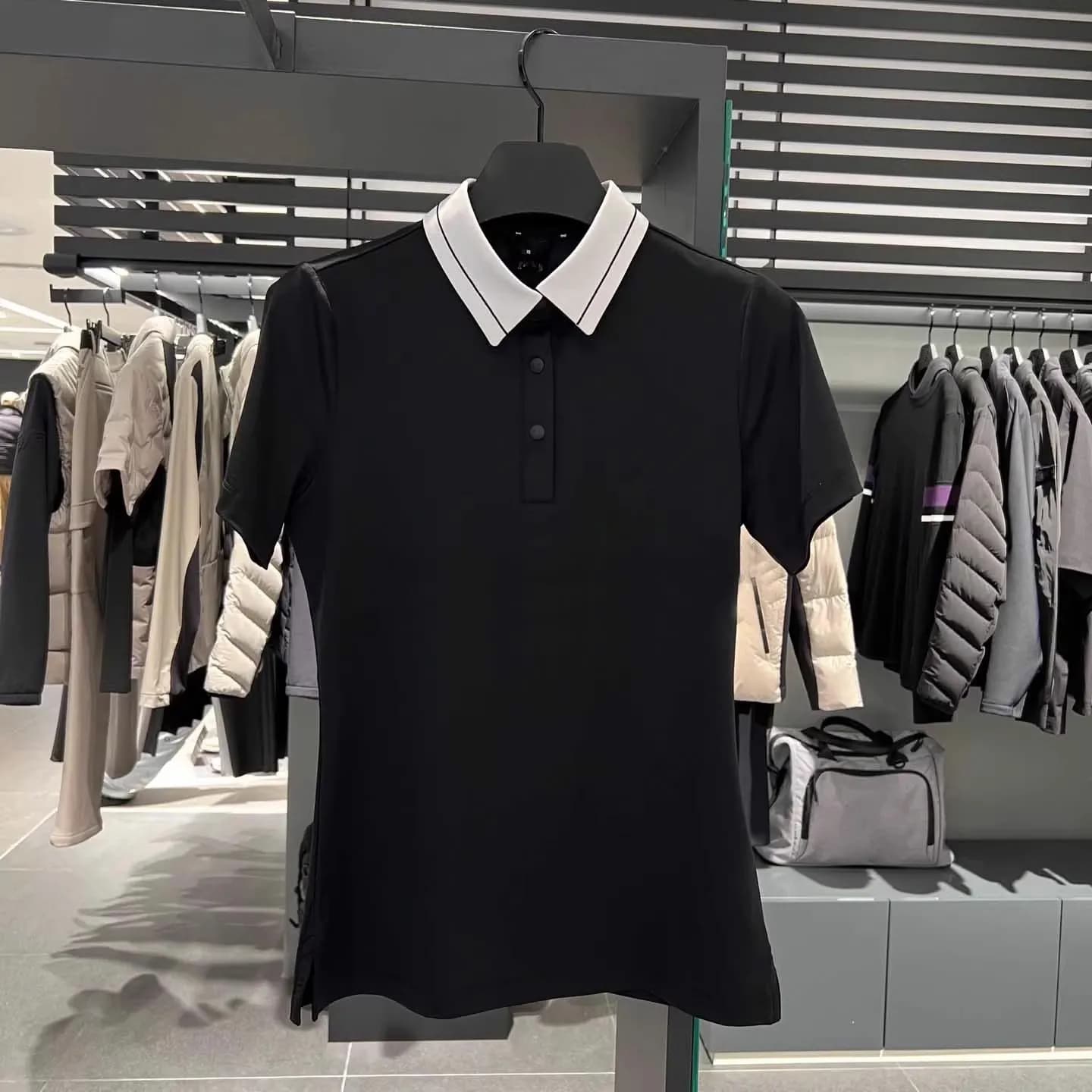 Nuova Collezione Estiva 2026: Top da Golf Coreano da Donna con Colletto a Contrasto, Manica Corta, Casual, Stile Baseball, Abbigliamento Sportivo Comodo e Versatile