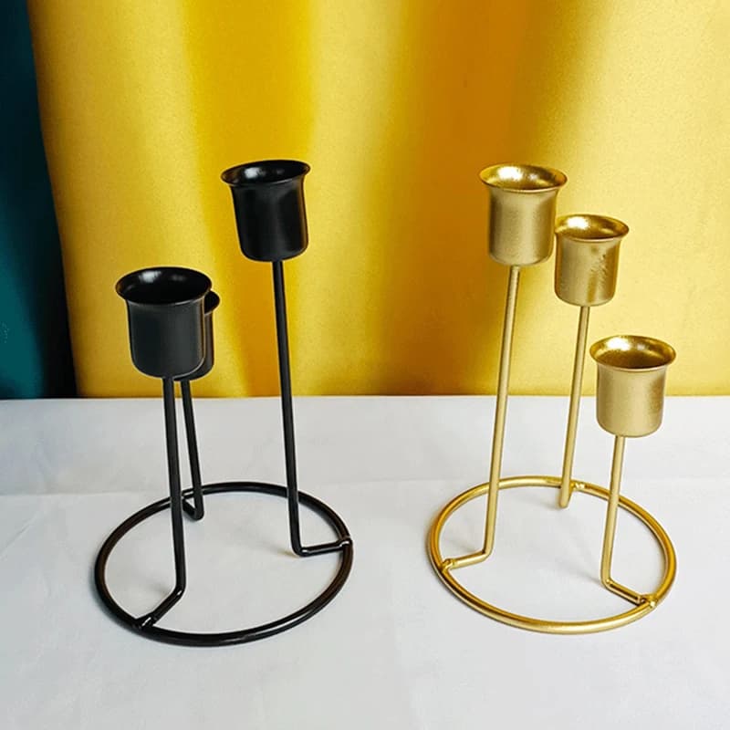 Candeliere moderno a 3/4 teste Minimalismo Portacandele conico in metallo Decorazione di nozze Candelabri Tavolo da pranzo Decorazioni per la casa