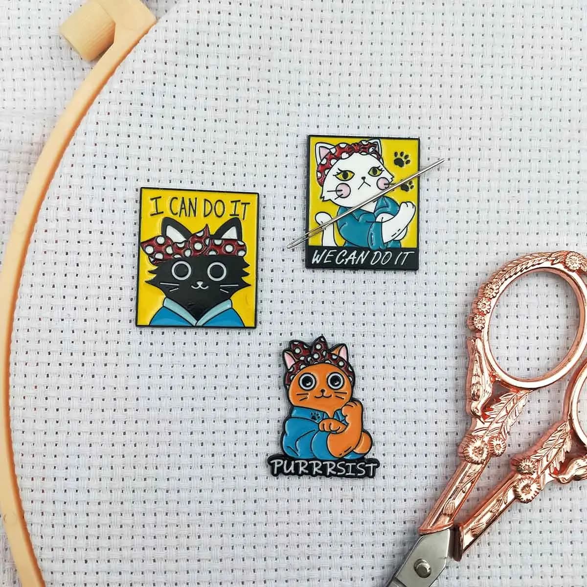 Cross Stitch Needle Minder Magnet, Comic Style Cat Needle Keeper for Embroidery, Needlework Sewing Accessory Gift, Needle Nanny
