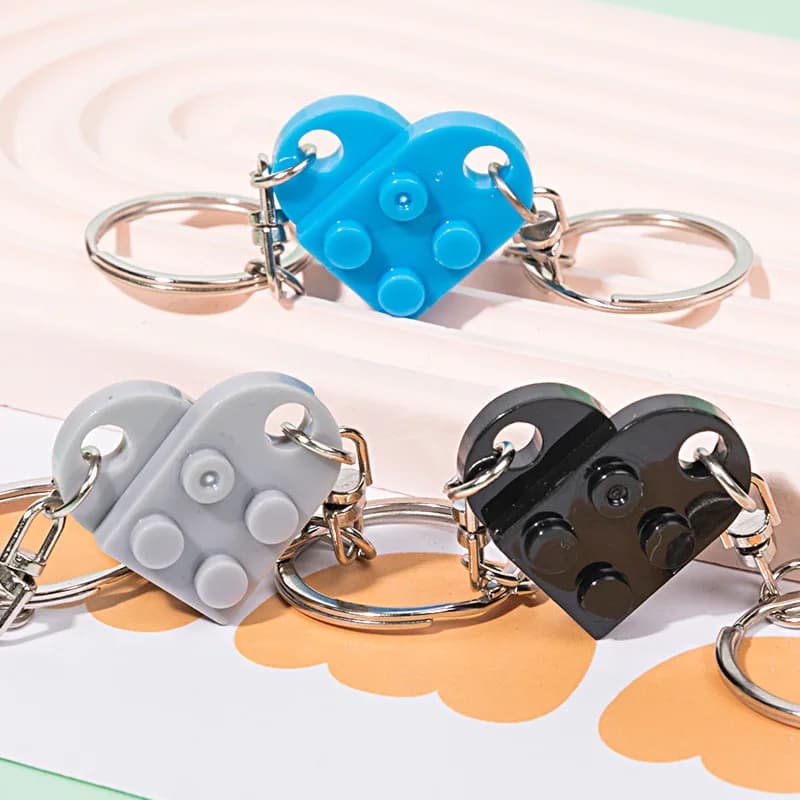 1 paio di portachiavi con blocchi di cuore d'amore, portachiavi creativi in mattoni impiombati fai da te, coppie, zaino, ornamento, accessori per chiavi dell'auto