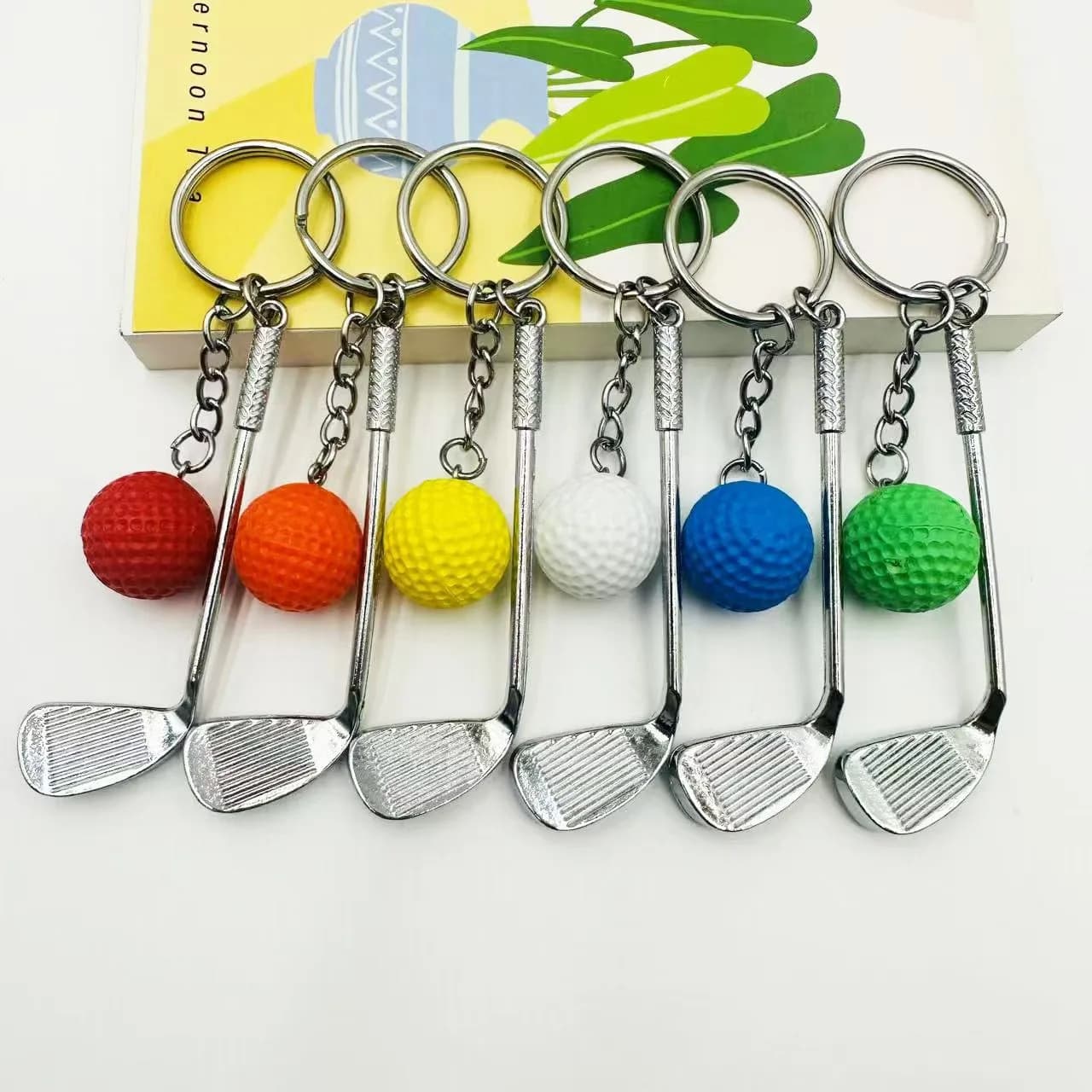 Portachiavi con mini pallina da golf divertente e unico da 1/6 pezzi: regalo perfetto per gli appassionati di golf, aggiungi un tocco sportivo al tuo look!