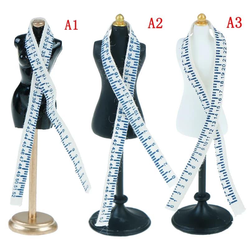 1/12 Mini giocattoli in resina per la decorazione della casa delle bambole Accessori in miniatura per casa delle bambole Set di righelli per manichino Modello di forma di vestito di simulazione