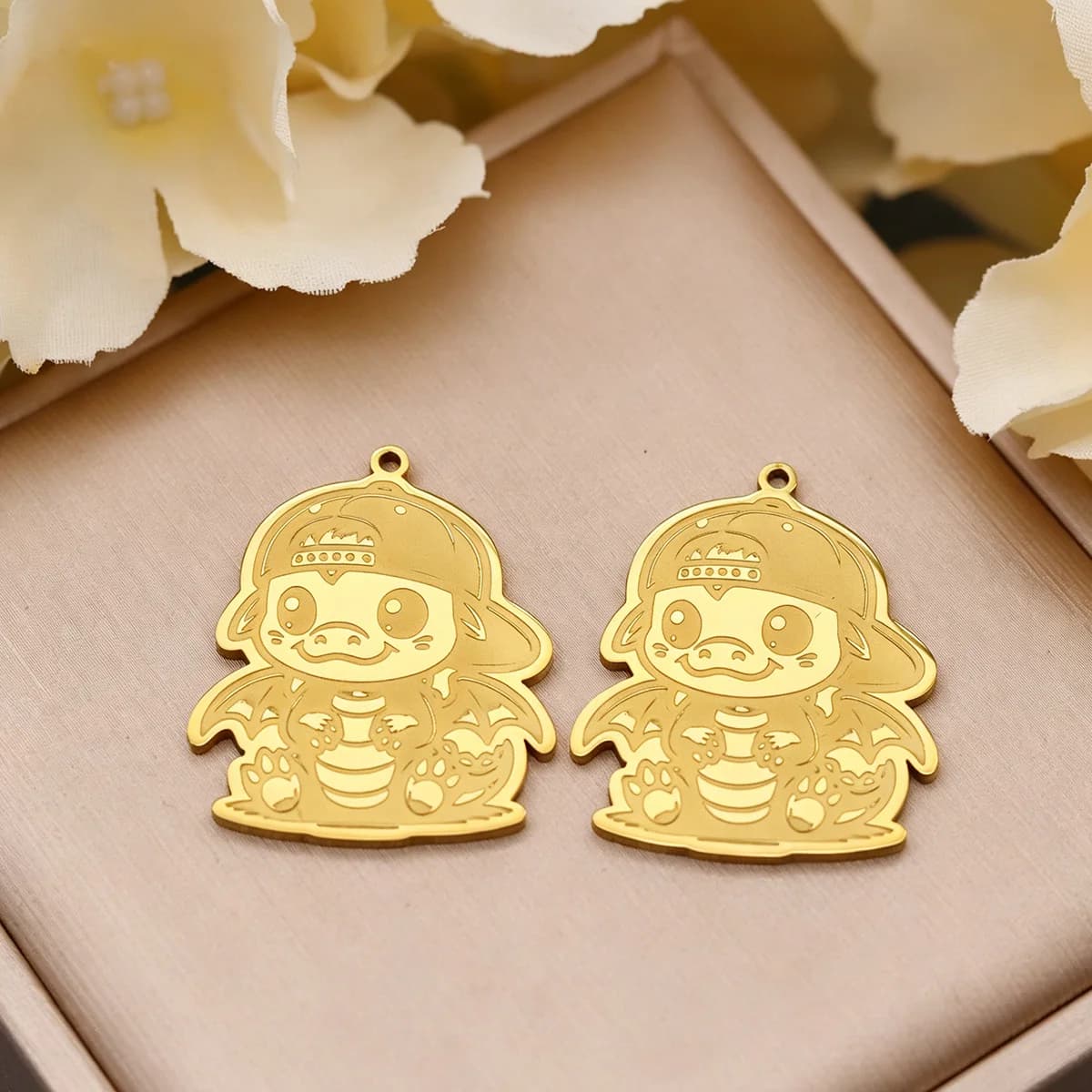 2pcs Stainless Steel Cool Cartoon Dragon Charms Baseball Cap Dragon Pendant for DIY Jewelry Making Necklace Earrings Accessories