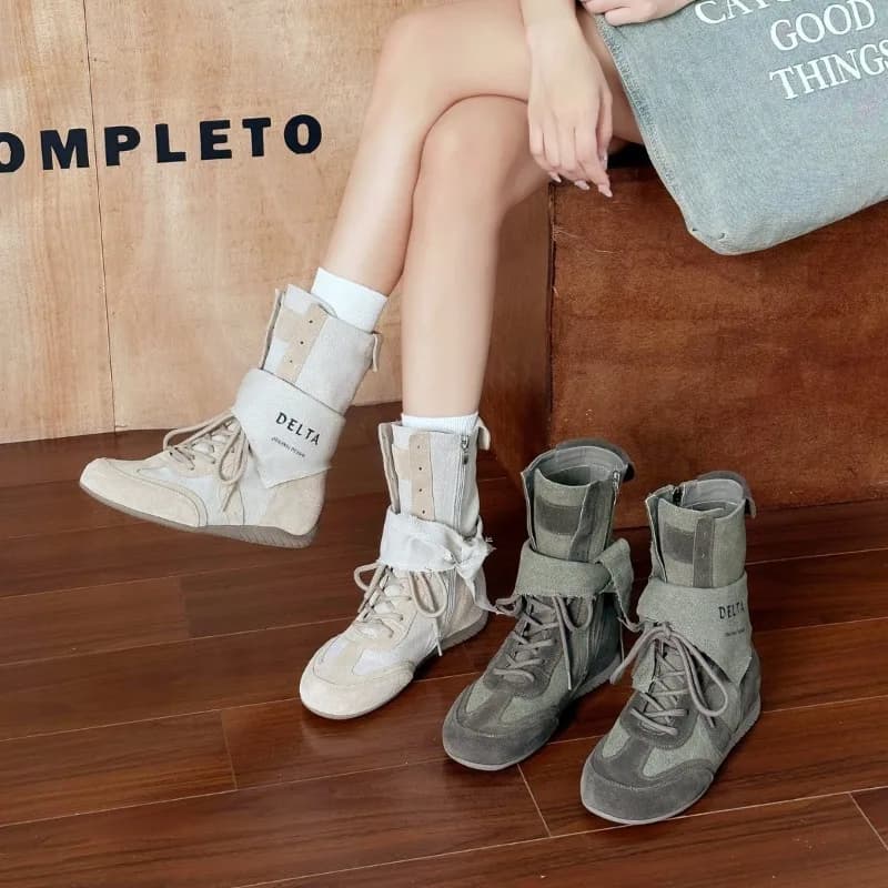 Scarpe da trekking da donna con suola spessa in pelle primaverile con tubo corto che aumenta l'altezza e stivali corti stringati per passeggiate casual scarpe saldi spedizione gratuita scarpe trekking donna scarpe da d