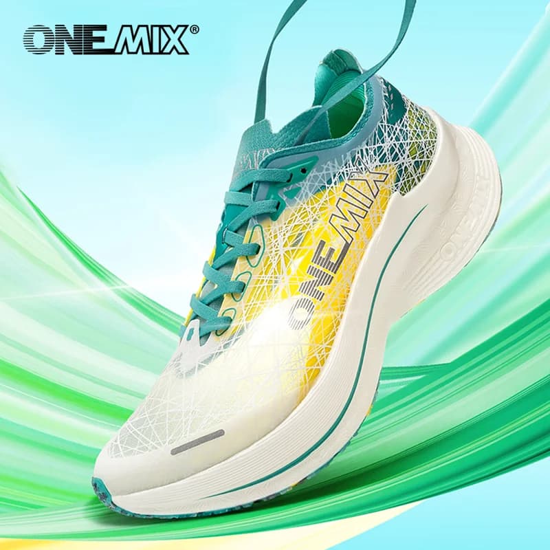 ONEMIX Nuove Scarpe da Corsa per Maratona con Piastra in Carbonio e Nylon, Supporto Stabile per Assorbimento degli Urti, Sneakers Ultraleggere e Reattive