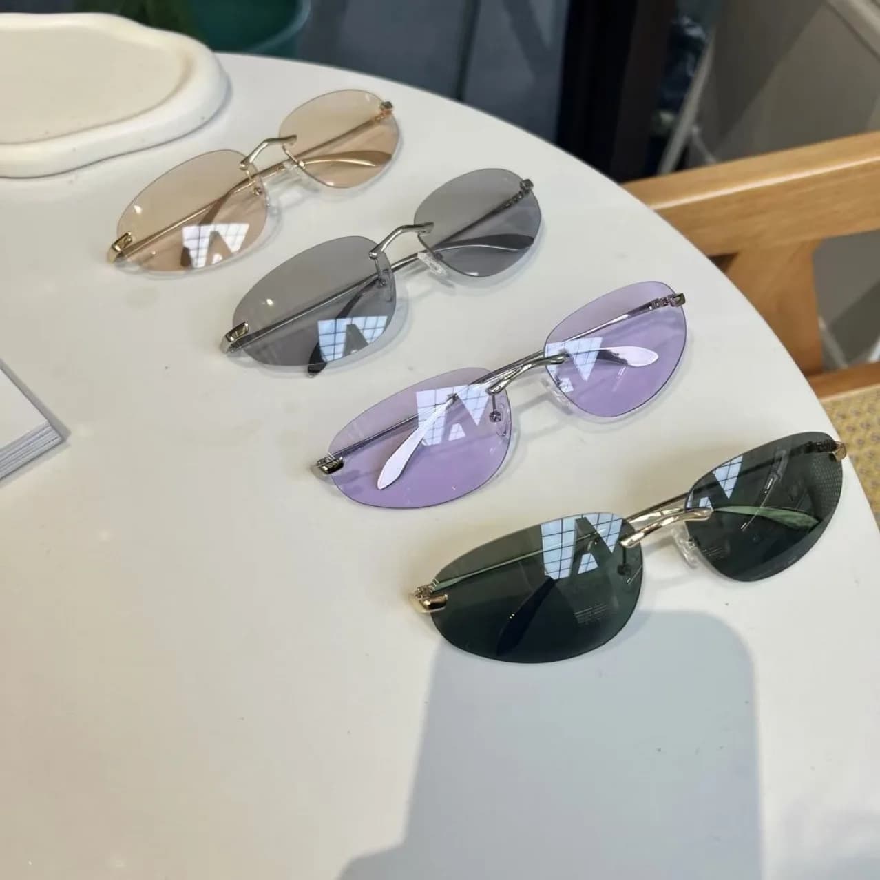 Toneality without UV400 frame, minimalist sunglasses Cat Eye unisex, light and versatile glasses, essential for gallery and pendulum