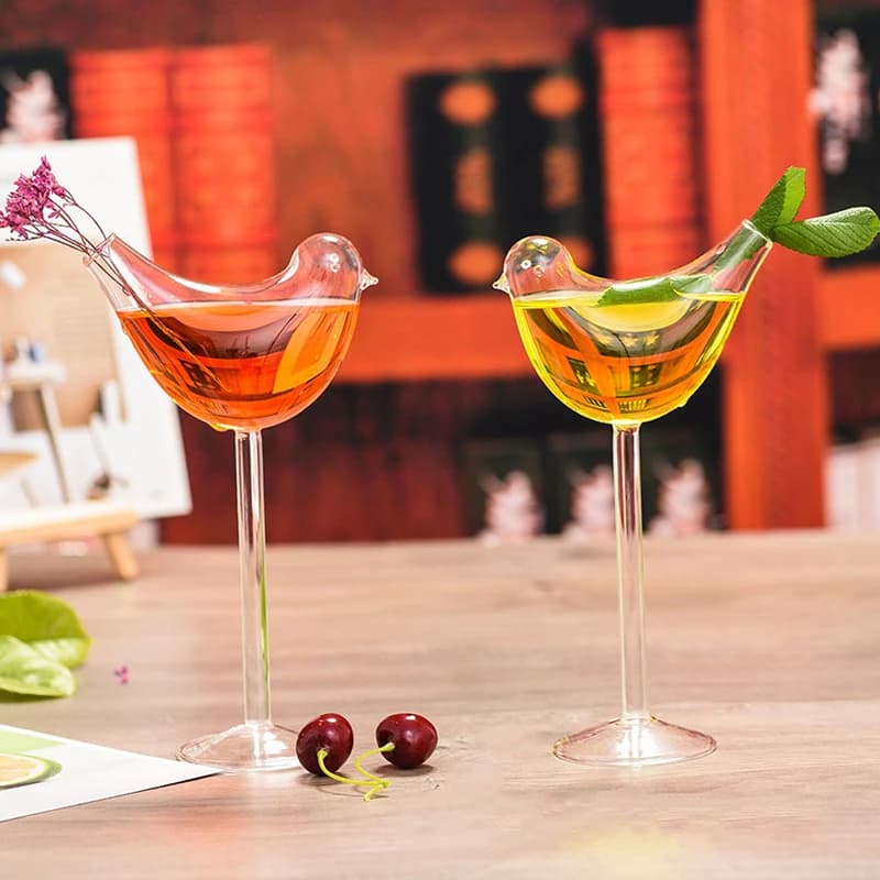 1Pc bicchieri da Cocktail a forma di uccello trasparenti creativi bicchieri da vino a capannone alto