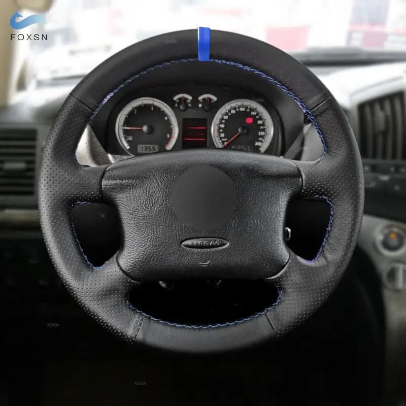 For VW Golf 4 MK4 1998 - 2004 Per Passat B5 1998- 2005 Trim hand sewn car cover in black leather with blue strip