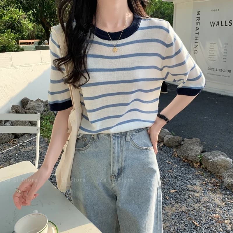 Color Block Striped Short-sleeve Knit Top - Women's New Arrival - Casual, Versatile, Loose Fit, Slimming, Unique Base Layer Top