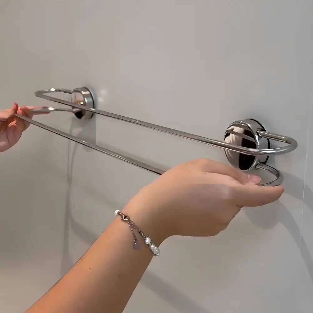 Portasciugamani in Acciaio Inox Salvaspazio da Parete con Doppia Barra Multifunzionale Senza Foratura