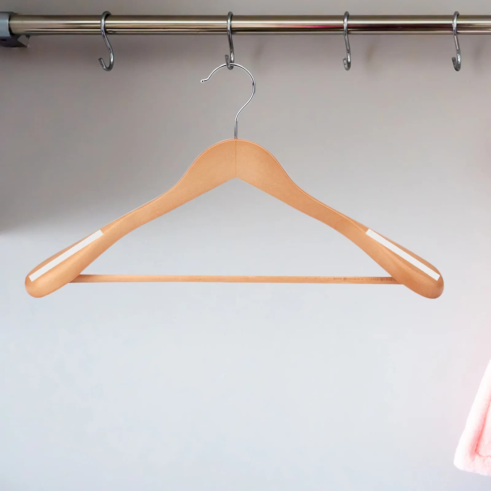 492 Pieces Strips Wall decal Anti-slip for clothes hanger, Armoured Organization Grips, Minimalist Design and Elegant for Home