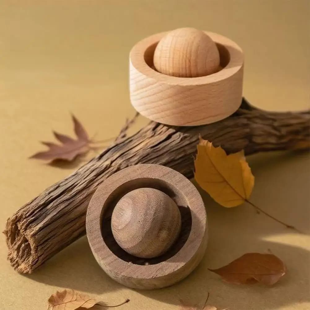 2026 Mini Essential Oil Diffuser Wood Essential Oil Diffuser Mini Sphere-shaped Aromatherapy Diffuser Small Round Wooden Oil for