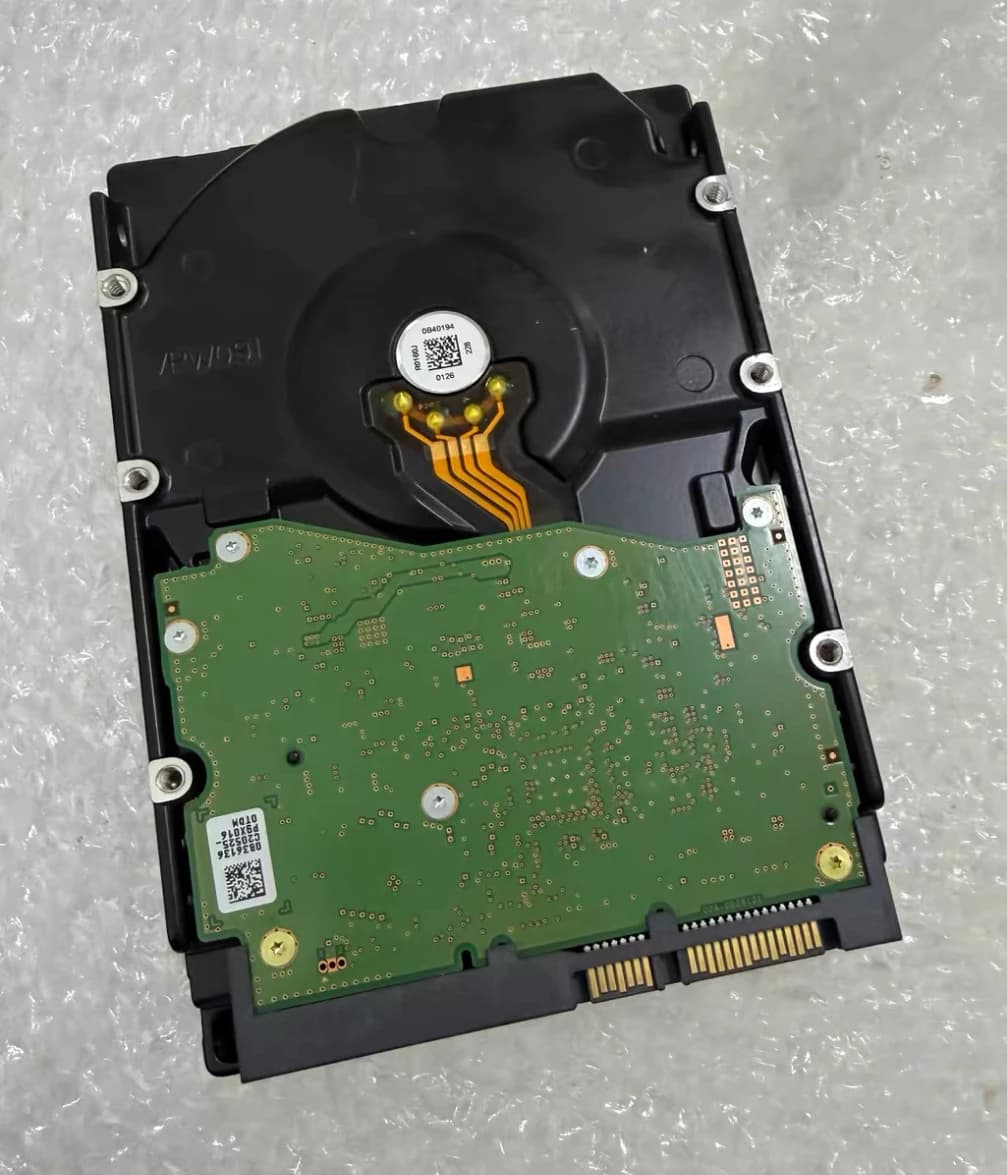Disco Rigido da 3,5 Pollici 8T Rosso PRO per Server NAS WD8003FFBX WD80EFAX WD80EFBX WD80EFPX