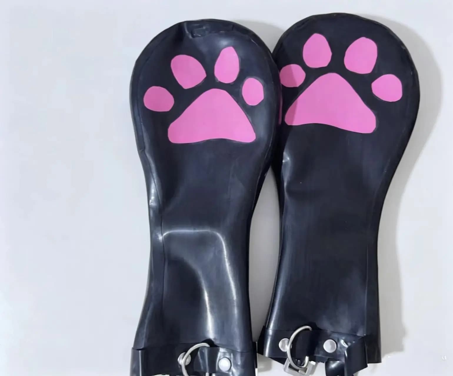 Guanti da Boxe in Lattice Unisex Neri con Zampe di Gatto Rosa, Senza Dita, con Cerniera Posteriore Stretta, 0,4mm, per Costume di Halloween