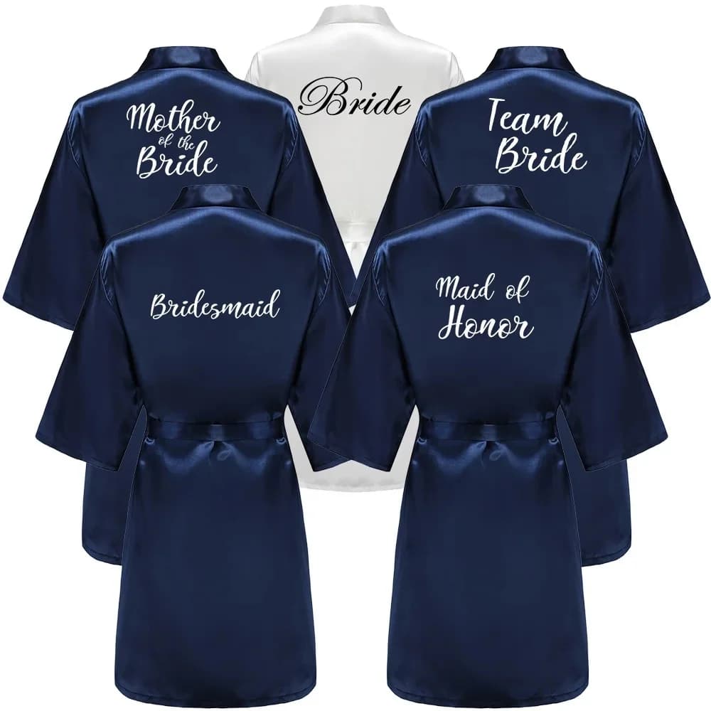 Vestaglie in raso di seta Accappatoio da sposa Sposa Damigella d'onore Madre Damigella d'onore Abito Abbigliamento donna Indumenti da notte