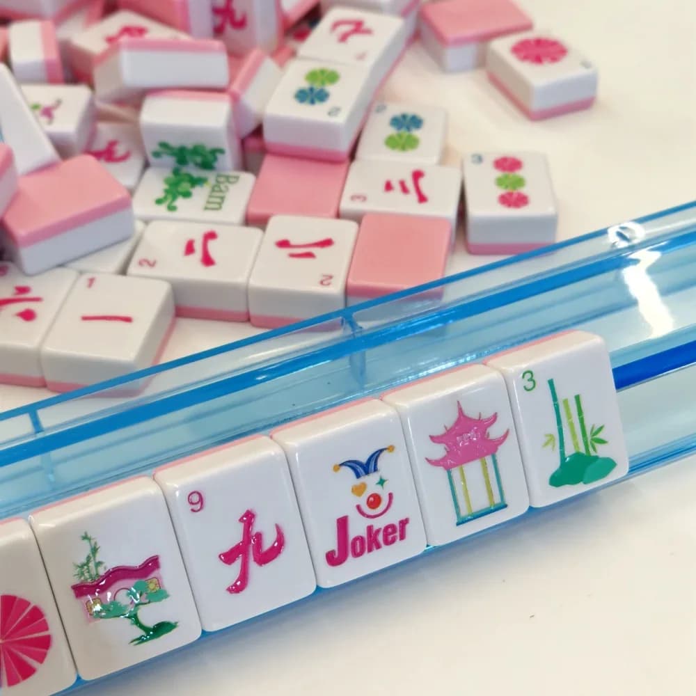 2016 Engraved American Mahjong Set Melamine Mahjong Tiles Portable Mah Jongg Sets Table Game for Family Leisure Party Board Game