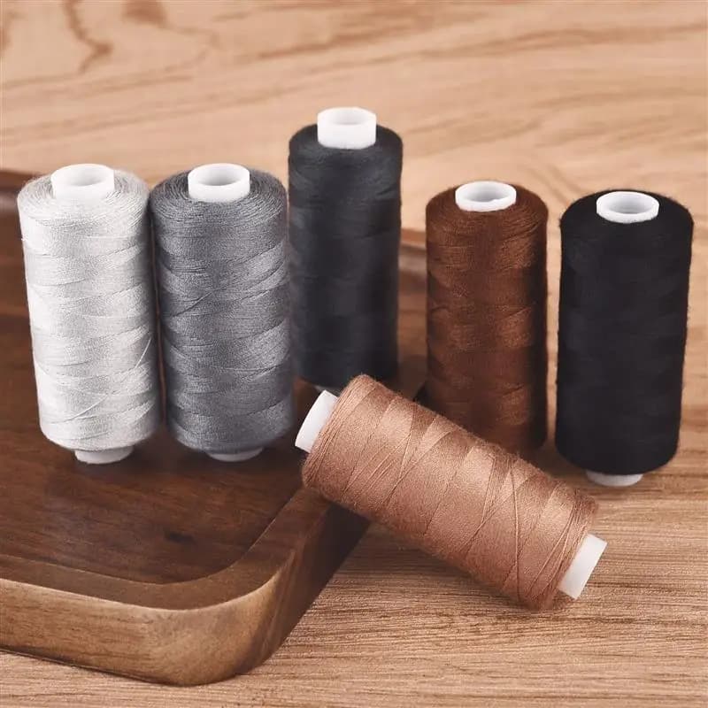 Rotolo di filo per cucire in poliestere ricamo a mano per filo domestico bobine per macchina da cucire abbigliamento fai da te Quilting Kit per cucire forniture