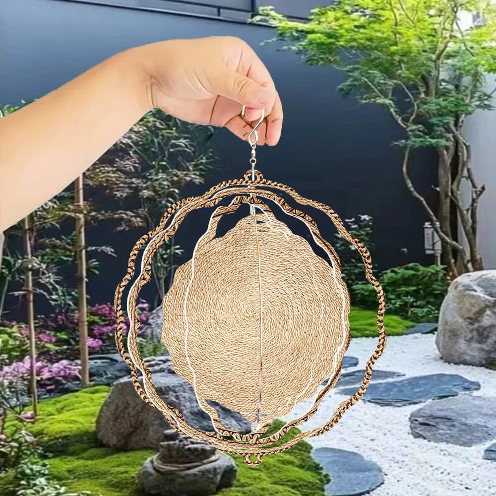 Metal Wind Chime Spinning Hanging Ornament Creates a Strong Dynamic Artistic Effect, Ideal for Decorating Courtyards, Balconies