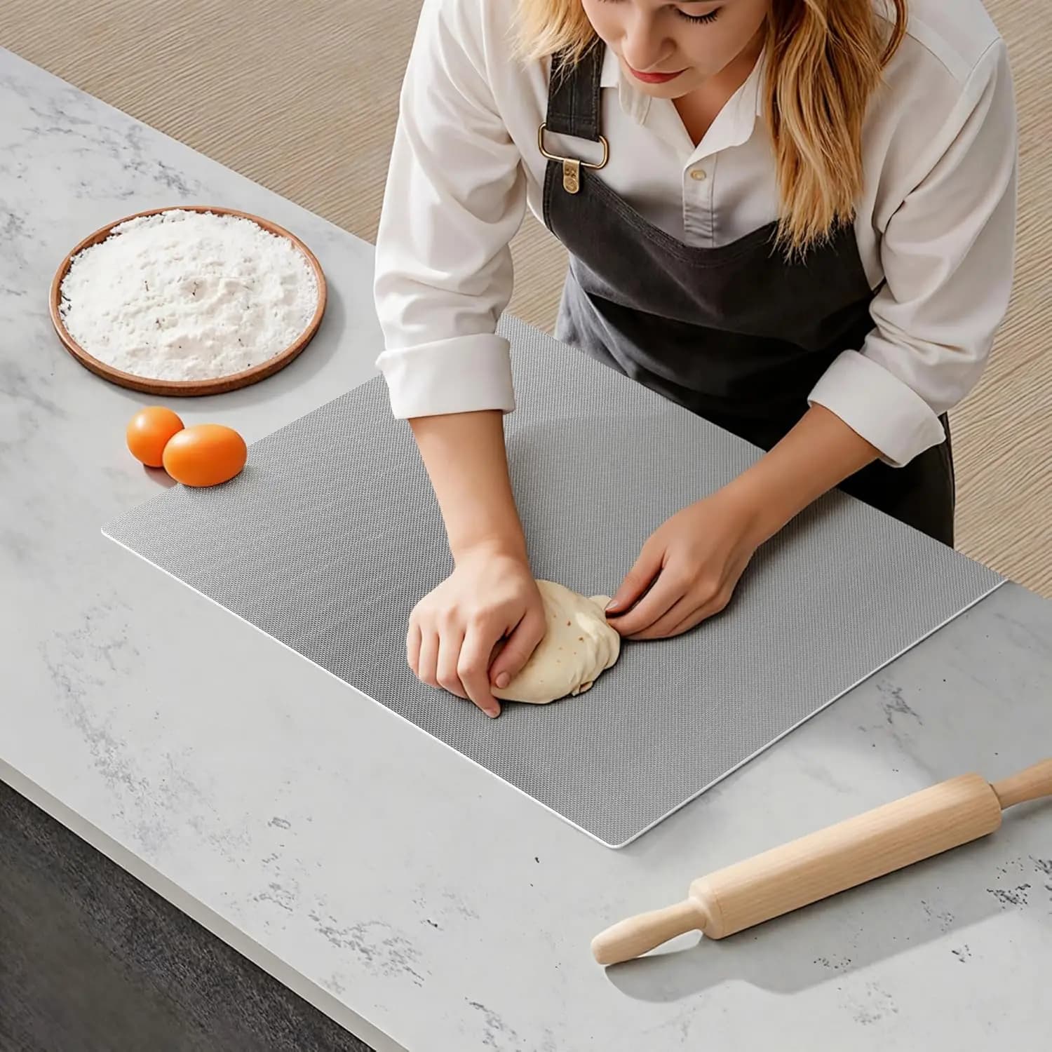 Tagliere in Acciaio Inossidabile 50x40 cm, Robusto per Cucina con Base Antiscivolo, Resistente ai Graffi, Facile da Pulire