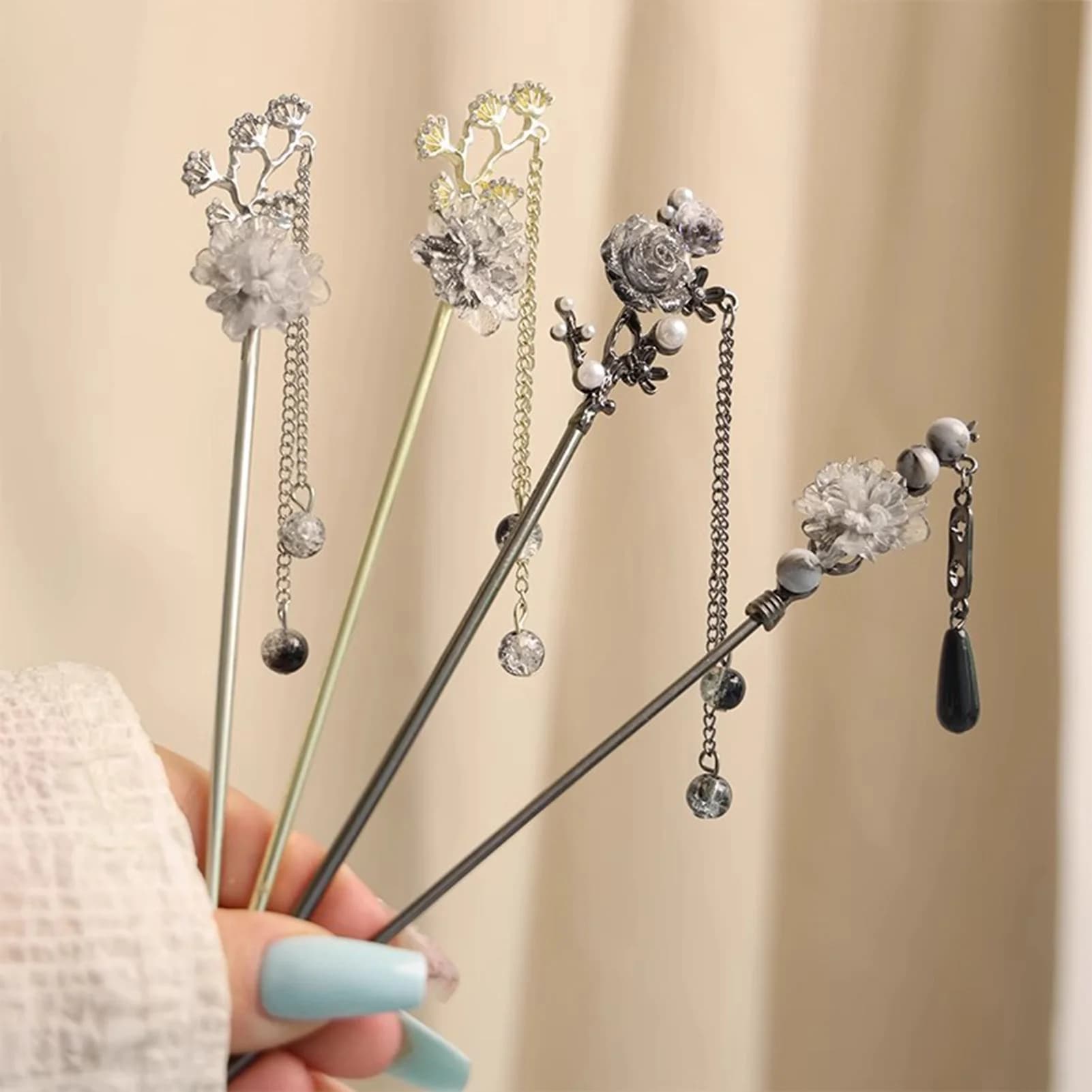Elegante forcina cinese con nappe floreali, forcina in lega metallica resistente, raffinata spilla floreale, accessorio per capelli alla moda