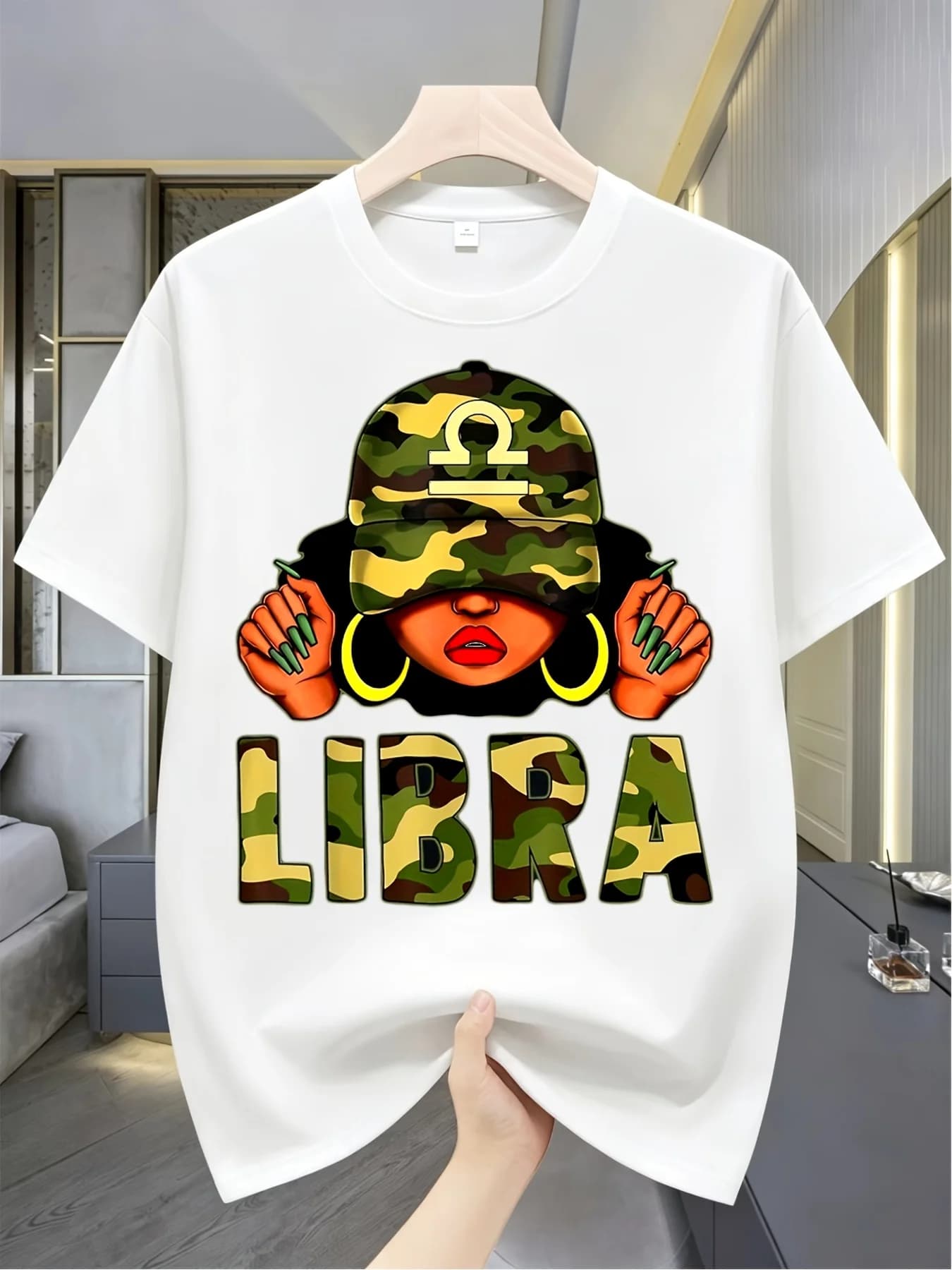 Plus Size Libra Zodiac Camo Print T-Shirt with Cap Earrings Design - Green Golden Lettering Retro Graphic Tee, Sm Heavyweight Pure Short Sleeve Round Neck Top for Men Women