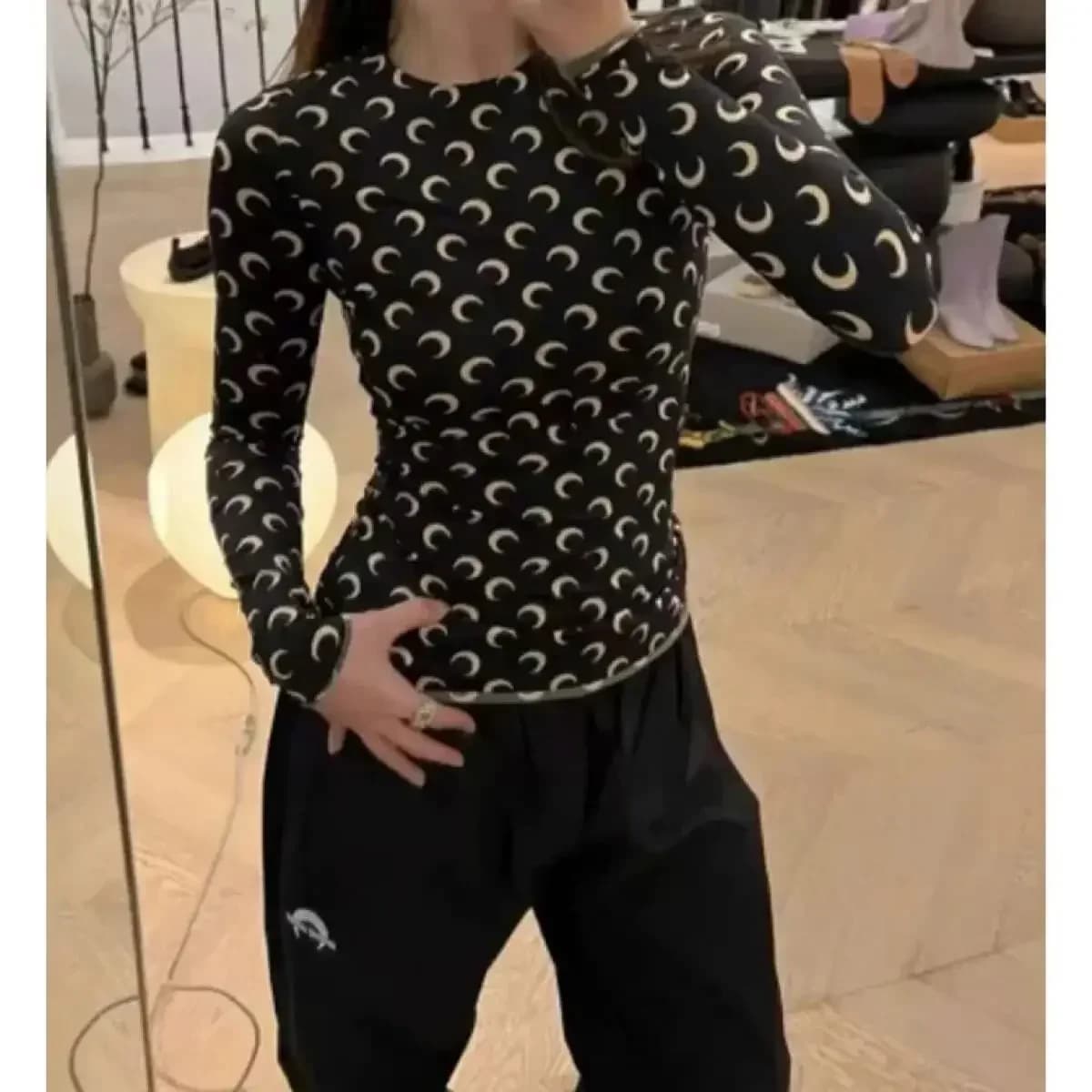 Moon Print Long Sleeve T Shirt Round Neck Ice Silk Elastic Basic Sunscreen Casual Versatile Summer Top for Women Streetwear