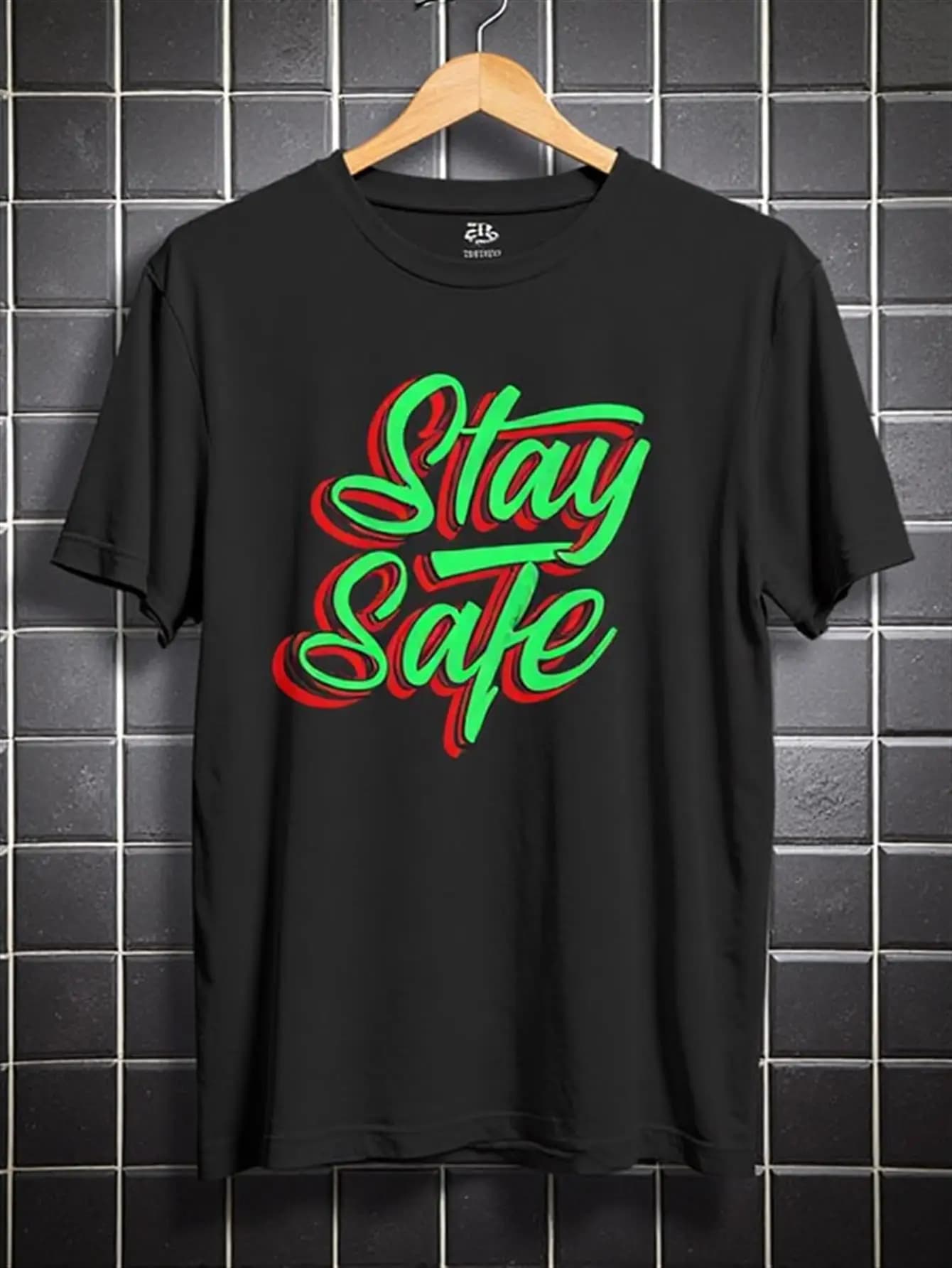 T-shirt stampata a tema sicurezza verde neon e rosso da uomo, 100% puro cotone, morbida e casual, girocollo, maniche corte, lavabile in lavatrice, vestito di Halloween con lettere al neon luminose, regalo ideale per l'uso quotidiano, nero con verde fluorescente