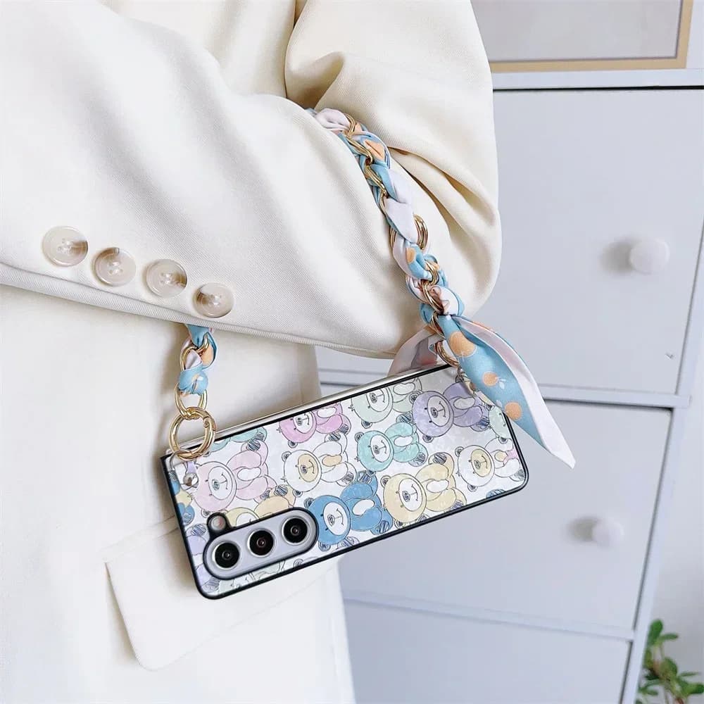 Custodia in pelle PU con orso carino con cinturino da polso a catena stile borsa sciarpa per Samsung Galaxy Z Fold 7 6 5 4 3 5G custodia rigida per telefono