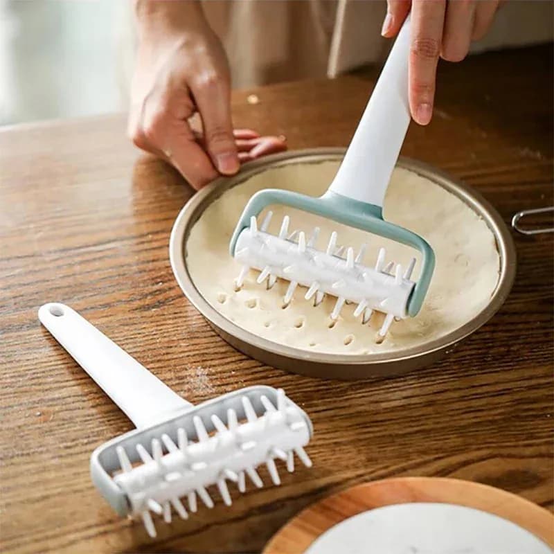 Strumento di scarico per pasta per pizza Cucina Cottura del pane Cremagliera per pasta di scarico Punzonatrice per pane Strumento di cottura multifunzionale