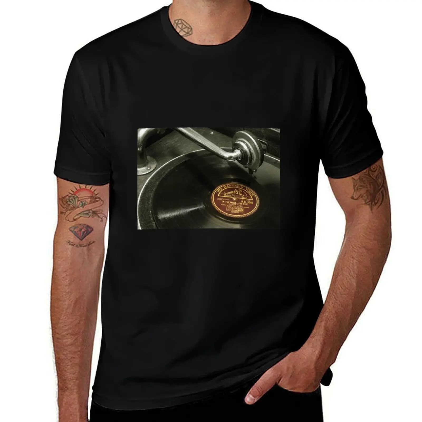 T-Shirt da Lavoro Outdoor a Maniche Corte con Stampa 'Put the needle on the record'