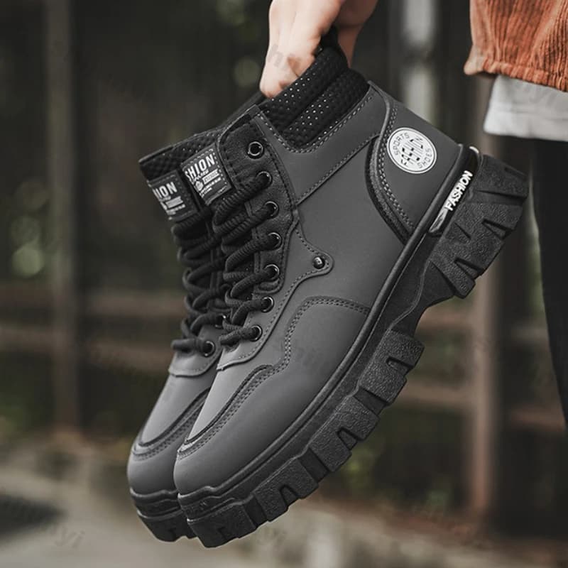Scarpe da lavoro da uomo Autunno 2025 Nuova tendenza Scarpe casual antiscivolo resistenti all'usura Comfort Aumento di altezza Scarpe da trekking all'aperto con lacci
