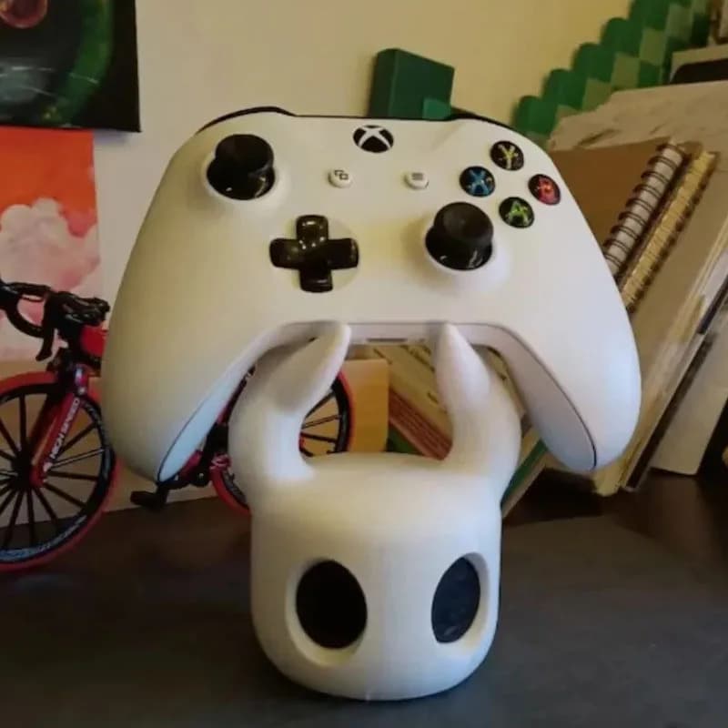 1-4PCSUniversal Game Controller Stand Compatible With PS4/PS5/Switch Hollow Knight Theme Cool Desktop Display Gaming Accessories