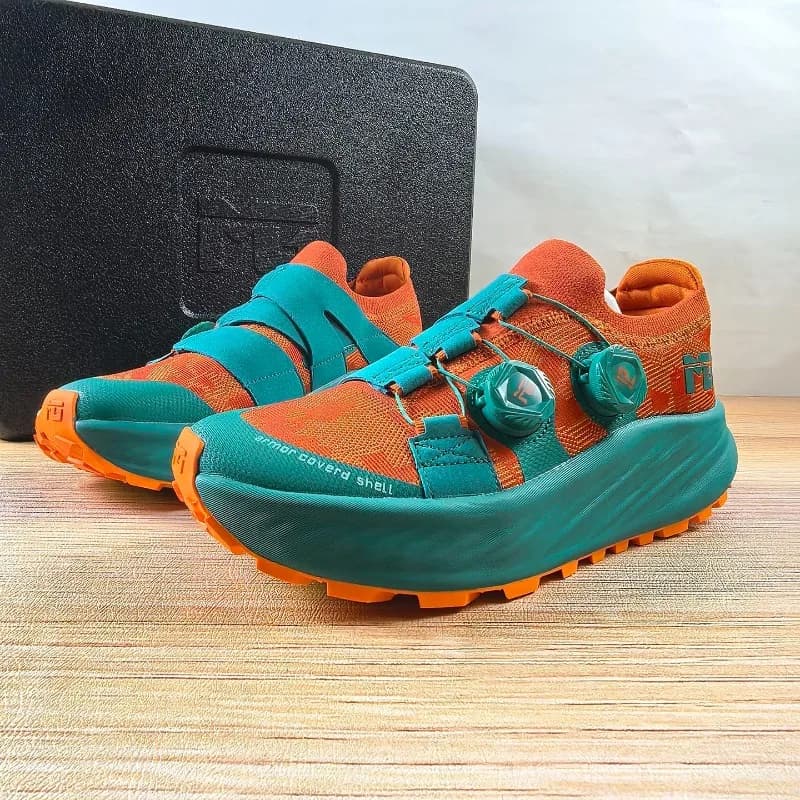 Scarpe da Uomo per Escursionismo 2026, Stivali da Trekking di Design, Calzature Outdoor Antiscivolo, Scarpe Atletiche Comode da Uomo