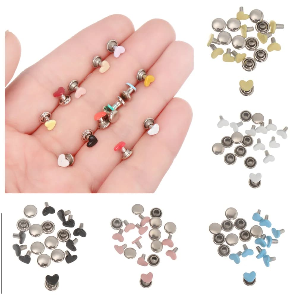 10Pcs Mini di Cuore In Metallo Occhiello Fibbie Fungo Spikes Bambole Abbigliamento Bottoni per il FAI DA TE Bambola Sacchetto di Vestiti Scarpe Accessori Per il Cucito