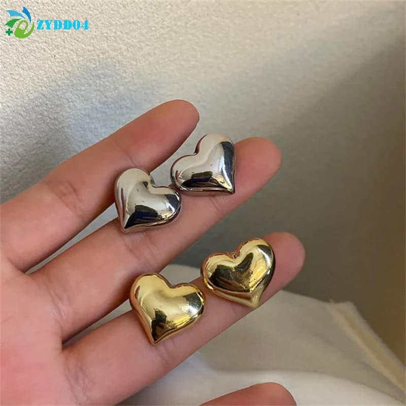●Minimalist Silver Color LOVE Heart Stud Earrings For Women Trendy Elegant Wedding Bride Jewelry Prevent Allergy